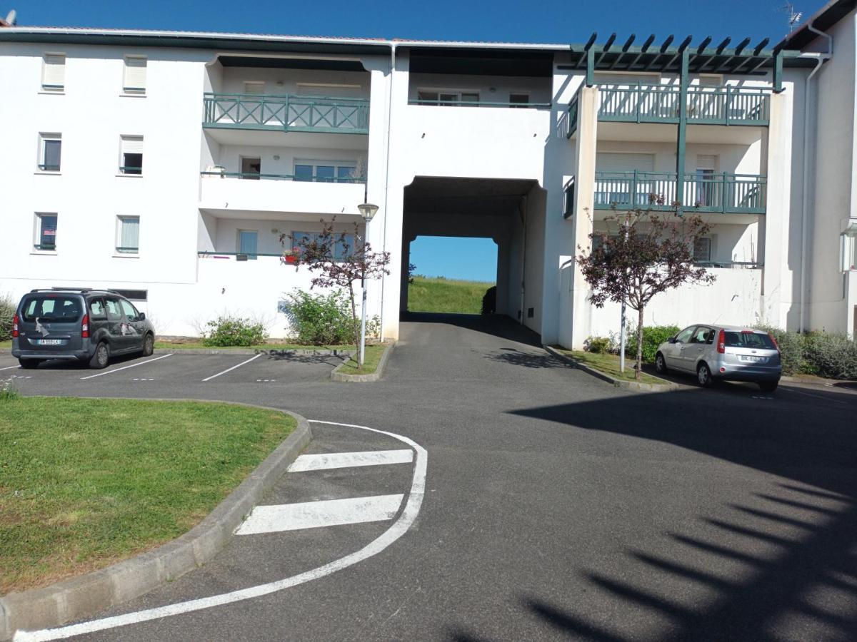 Calme T2 Avec Terrasse A Hendaye, Proche Plage - Fr-1-239-780 Экстерьер фото